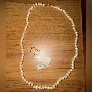 Elegant Pearl Necklace